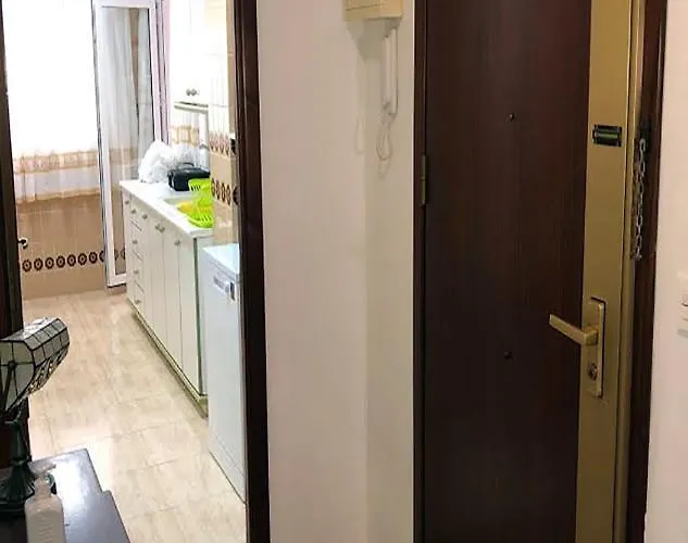 Piso Centro Ciudad Club Nautico * تورّيفيِخا